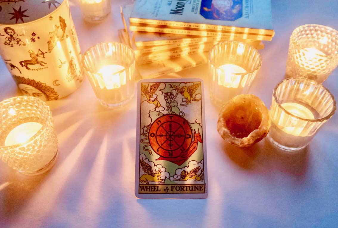 Tarot De L'amour Carte N°1 - La Roue De La Fortune