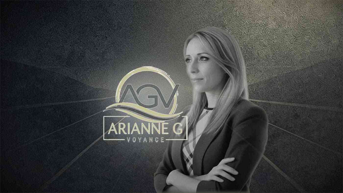 Illustration : Illustration Hero Arianne G Portrait | Pour Le Site Du Cabinet Arianne G Voyance Affiche Arianne Galfre - Arianne G Voyance - Cabinet De Voyance À Albi Et À Distance Par Téléphone, Tchat Et Visio